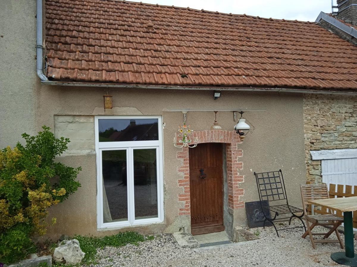 Maisonnette De Mamie Pouilly-en-Auxois Kültér fotó